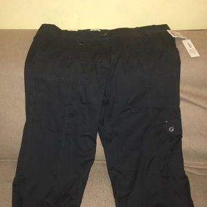 Adele dash woman’s Capri pants